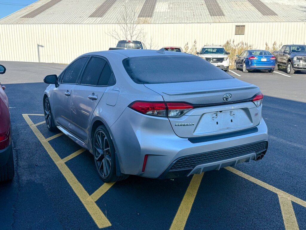 Used 2020 Toyota Corolla SE Sedan