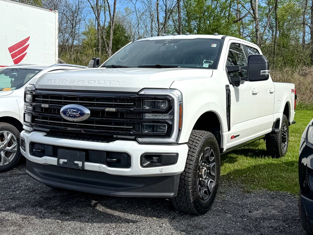 Used 2025 Ford F-350SD Platinum Truck