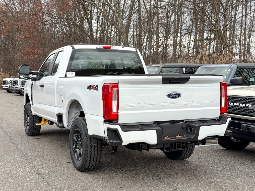 New 2026 Ford F-250 Truck Super Cab