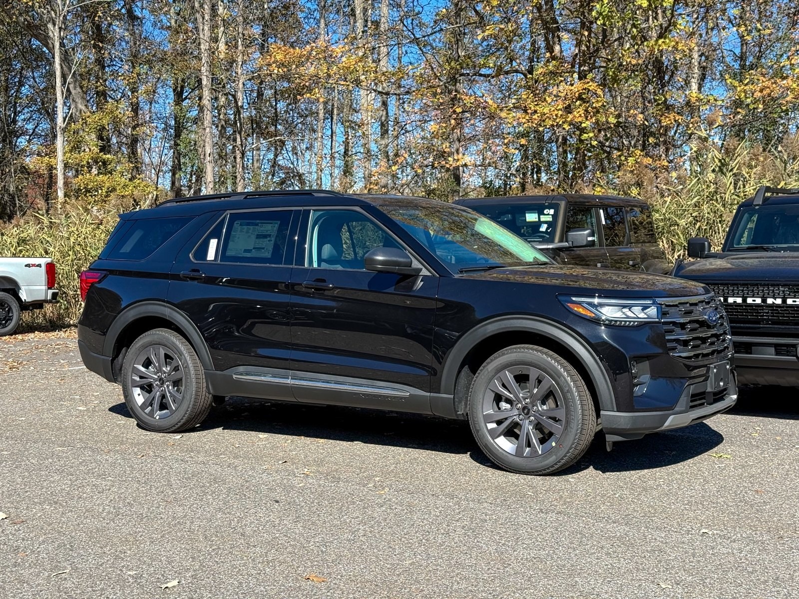 2025 Ford Explorer Active's photo