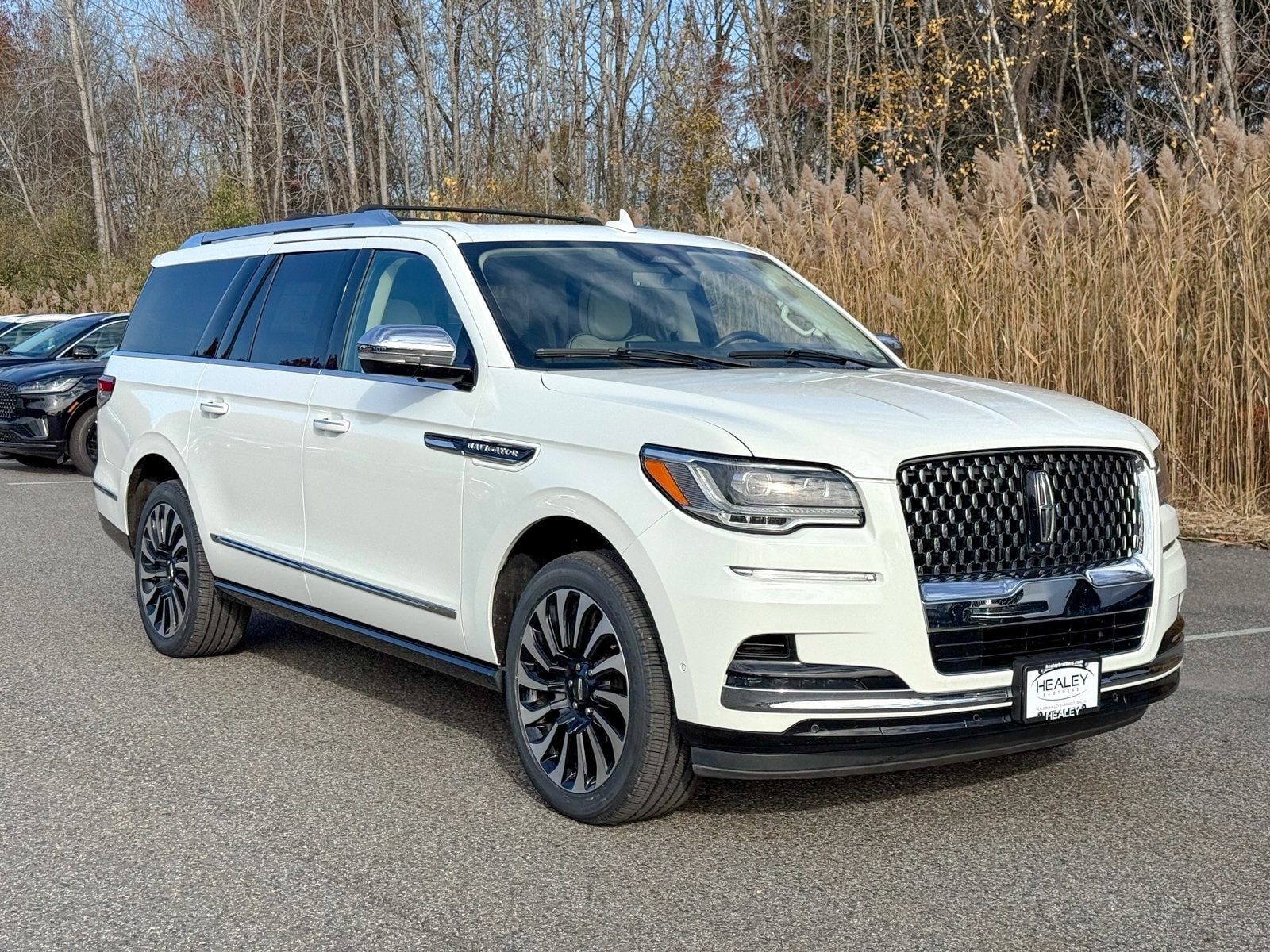 2023 Lincoln Navigator Black Label L's photo