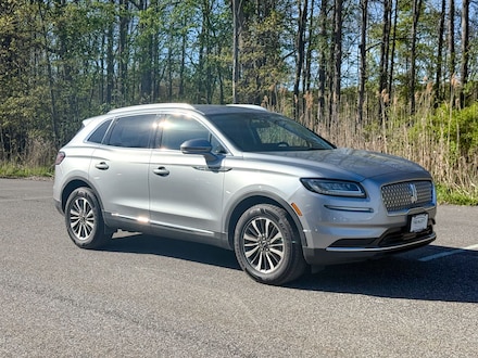 2023 Lincoln Nautilus Standard