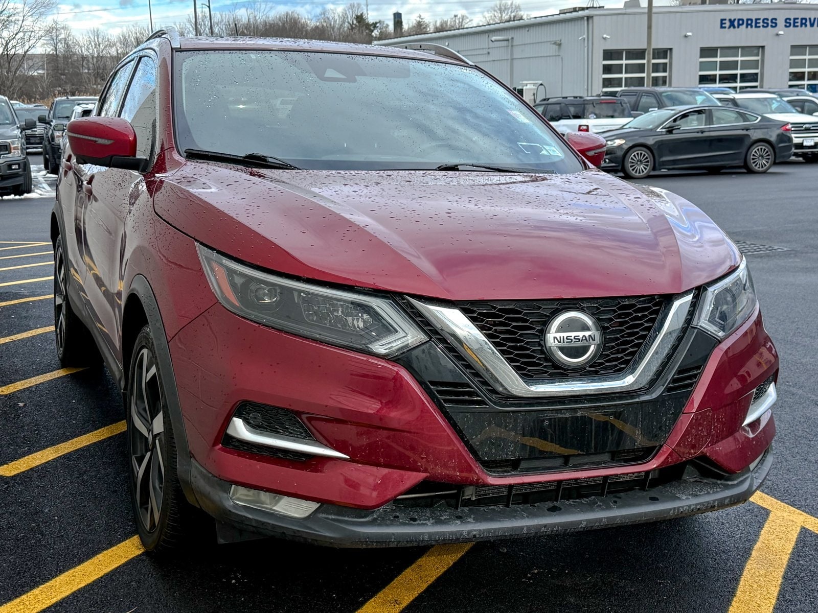 2020 Nissan Rogue Sport SL's photo