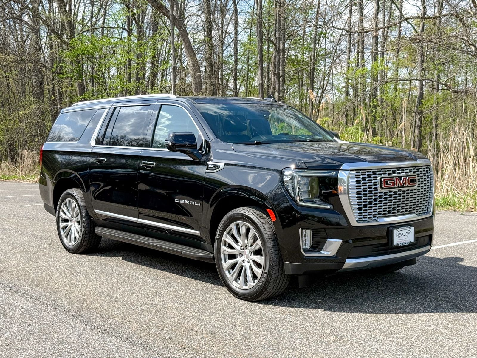 2023 GMC Yukon Denali AWD's photo