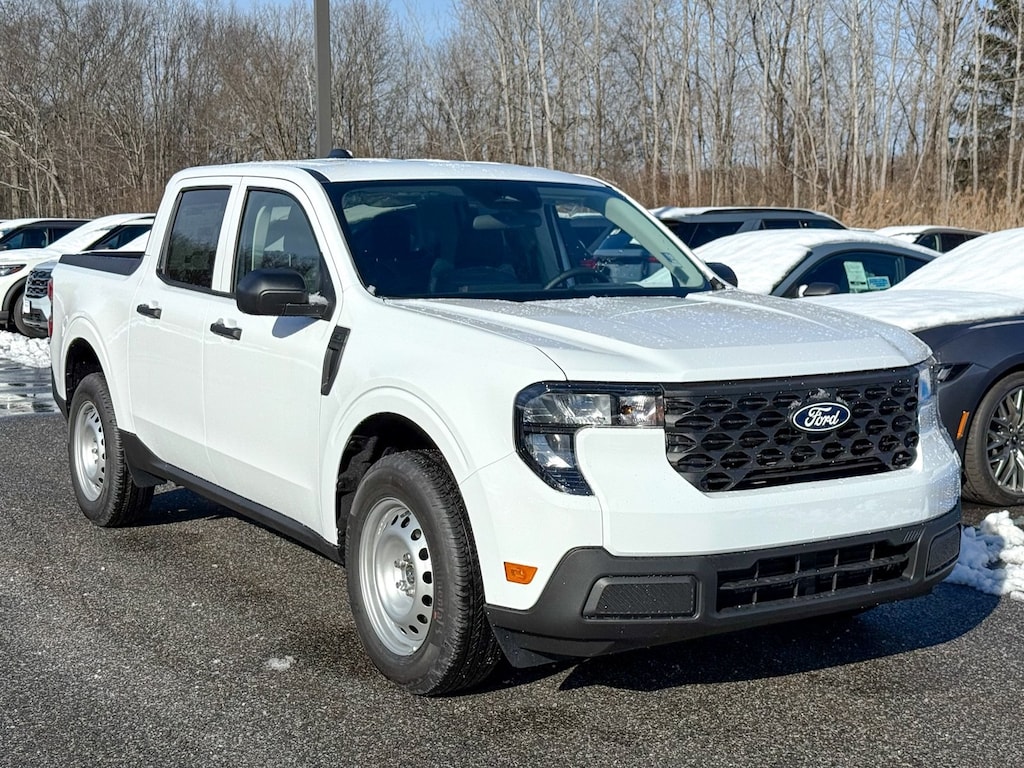 New 2025 Ford Maverick XL Truck SuperCrew