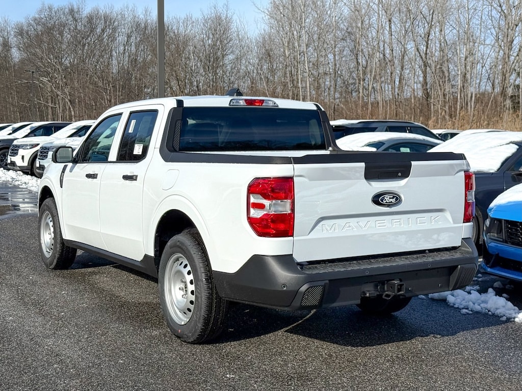 New 2025 Ford Maverick XL Truck SuperCrew