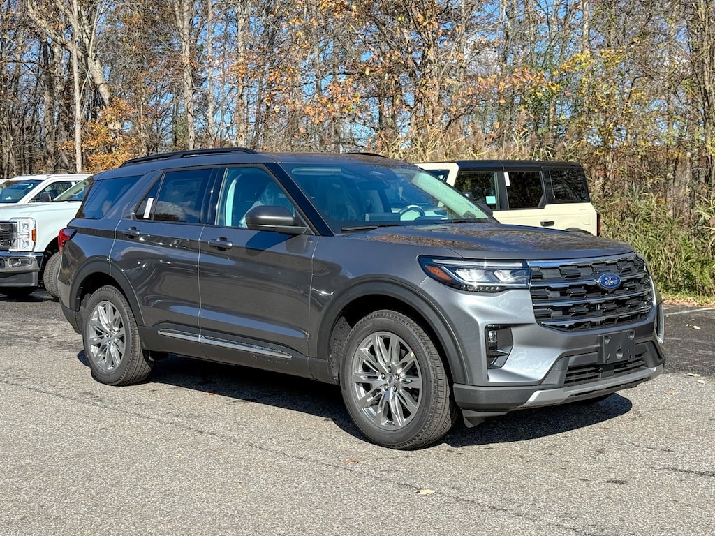 New 2025 Ford Explorer Active SUV