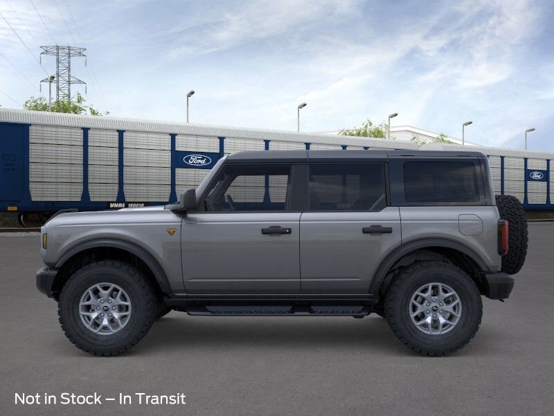 2025 Ford Bronco Badlands photo 3