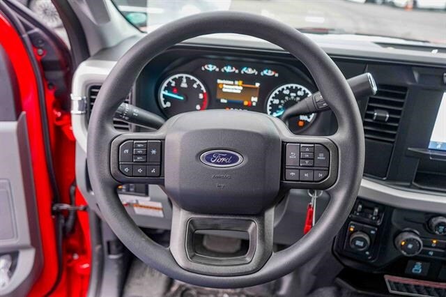 2024 Ford F-350 XL photo 3