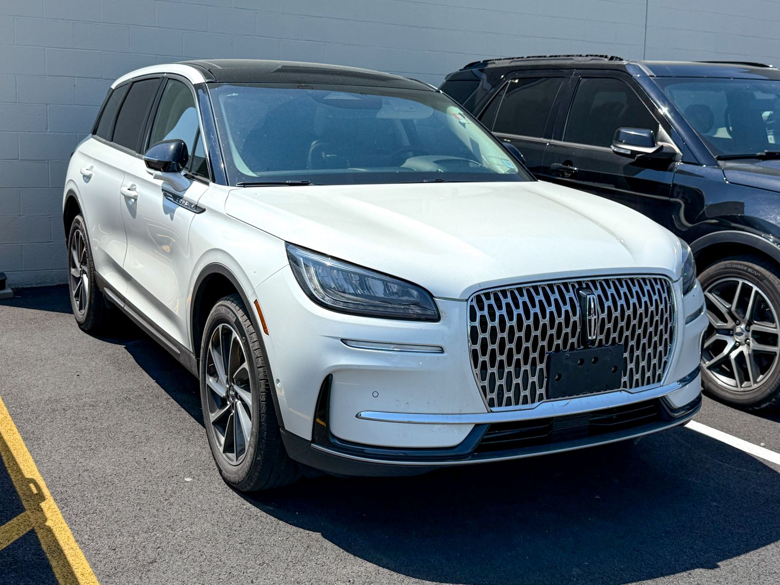 2023 Lincoln Corsair AWD's photo
