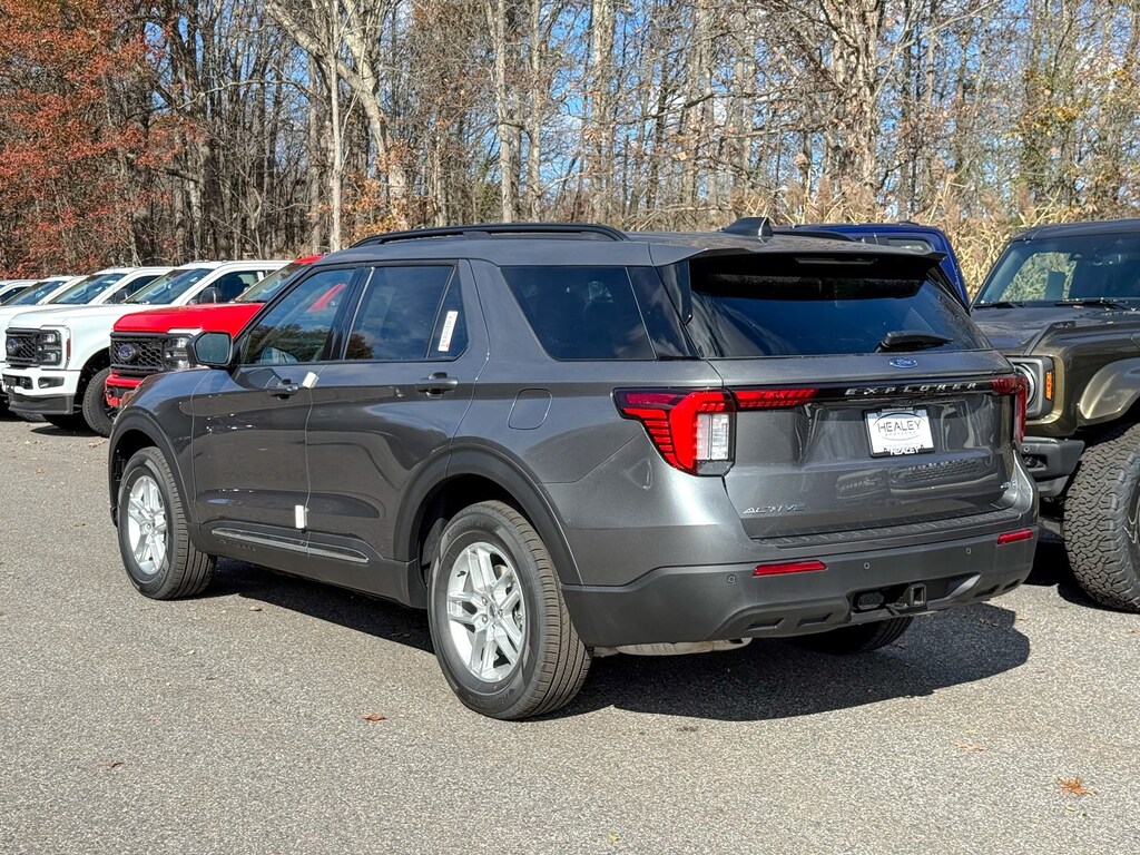 New 2025 Ford Explorer Active SUV