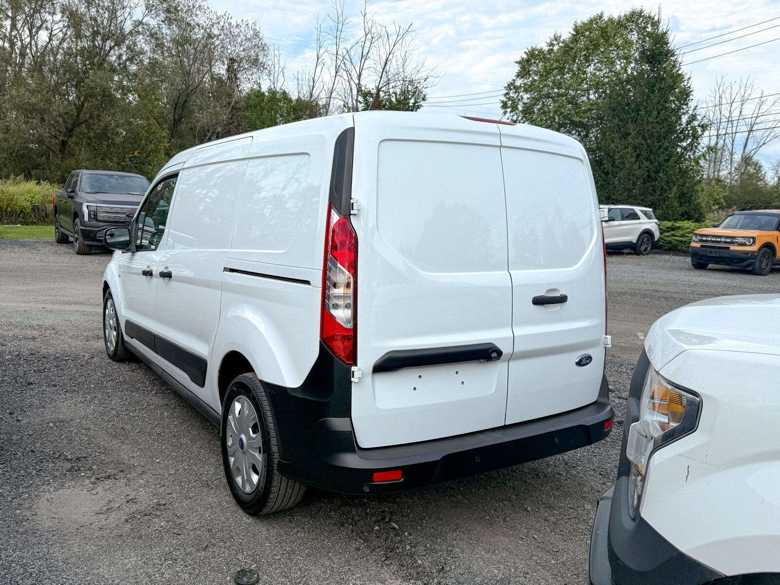 2023 Ford Transit Connect XL photo 2