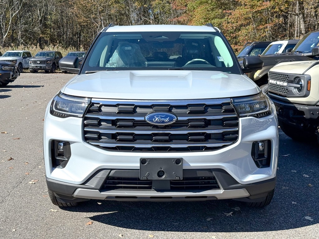 New 2025 Ford Explorer Active SUV