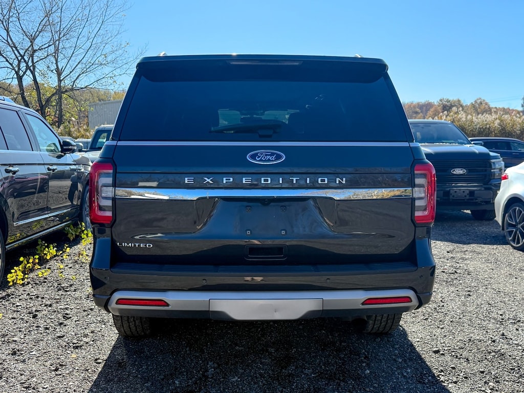 Used 2024 Ford Expedition Limited SUV