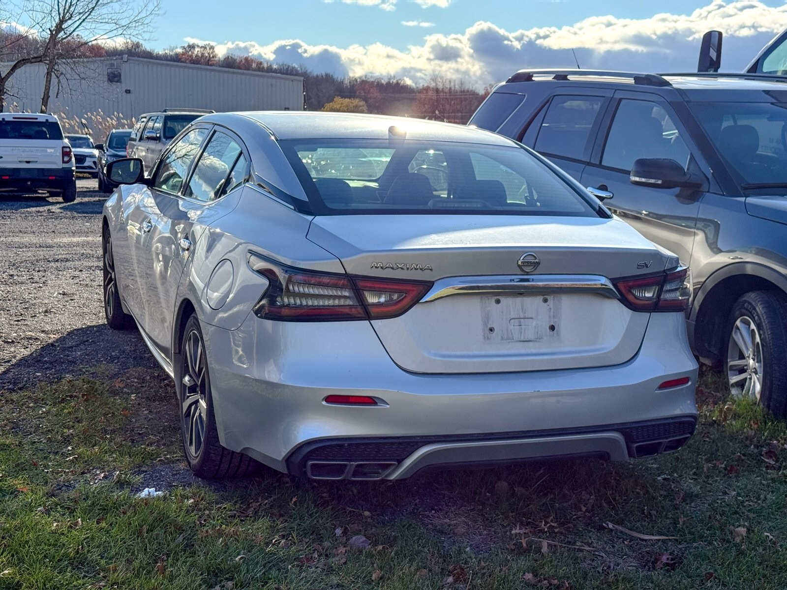 2019 Nissan Maxima SV photo 3