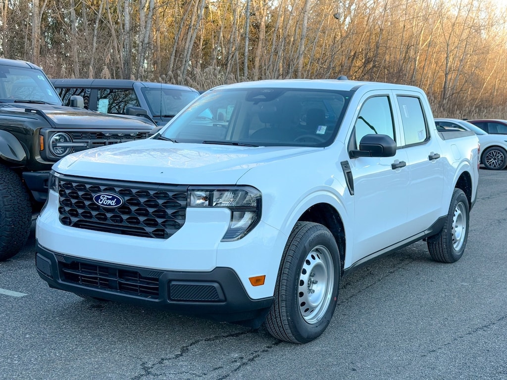 New 2026 Ford Maverick XL Truck SuperCrew