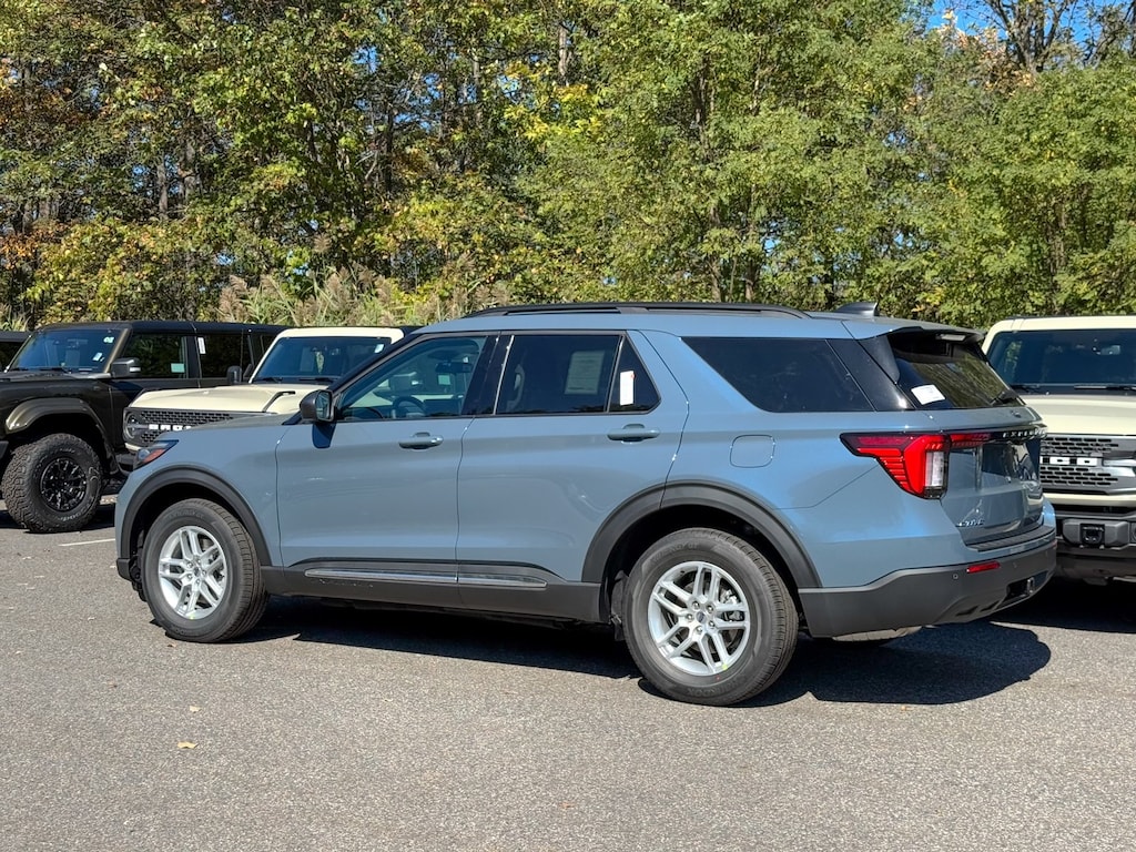 New 2025 Ford Explorer Active SUV