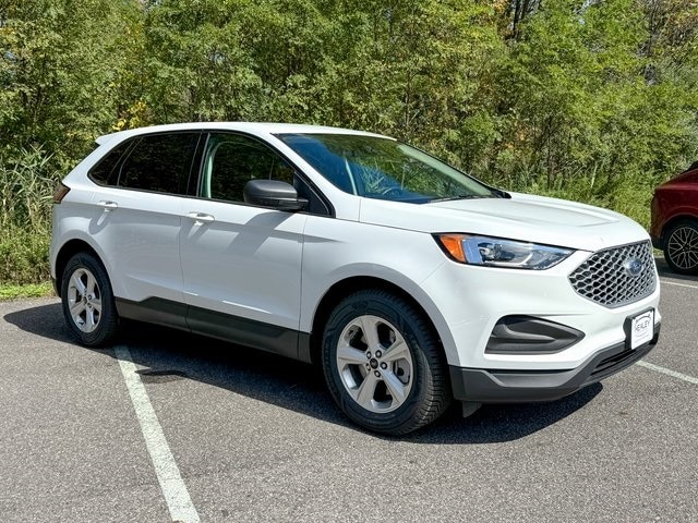 2024 Ford Edge SUV 