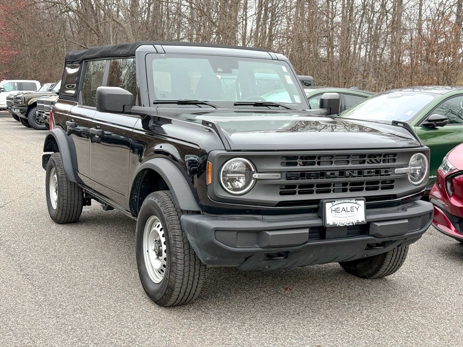 2022 Ford Bronco 4-Door Base's photo