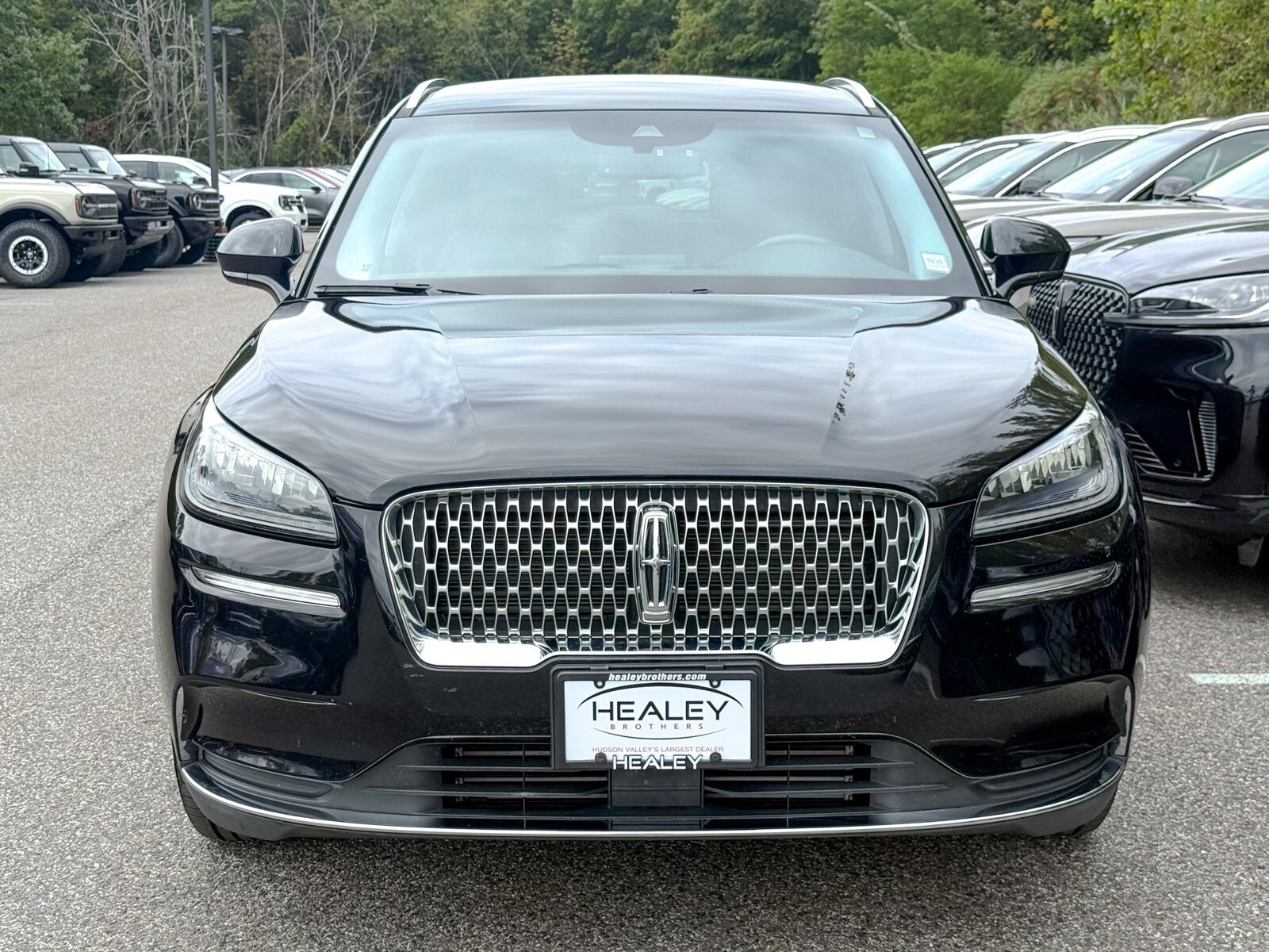 2020 Lincoln Corsair Standard photo 4
