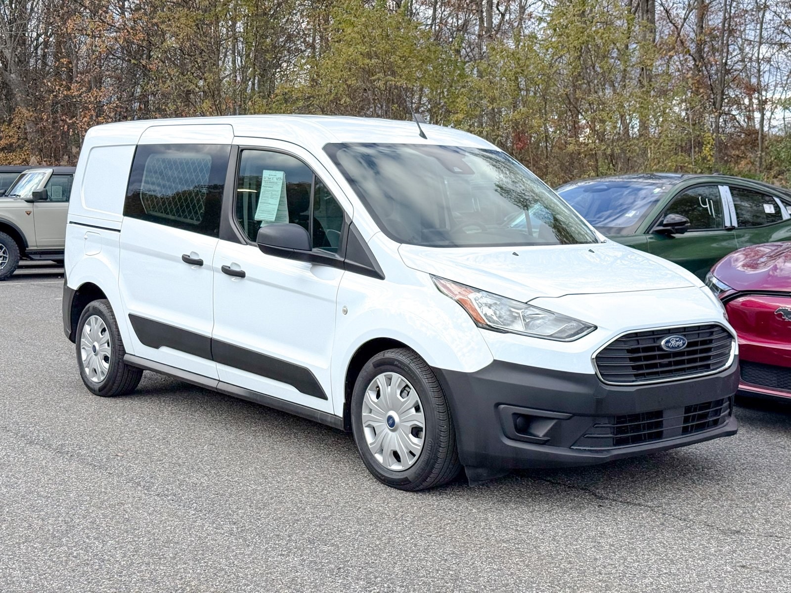2023 Ford Transit Connect XL's photo