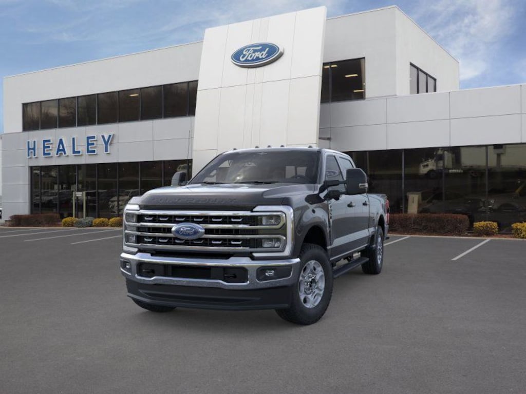 New 2026 Ford F-350 Platinum Truck Crew Cab