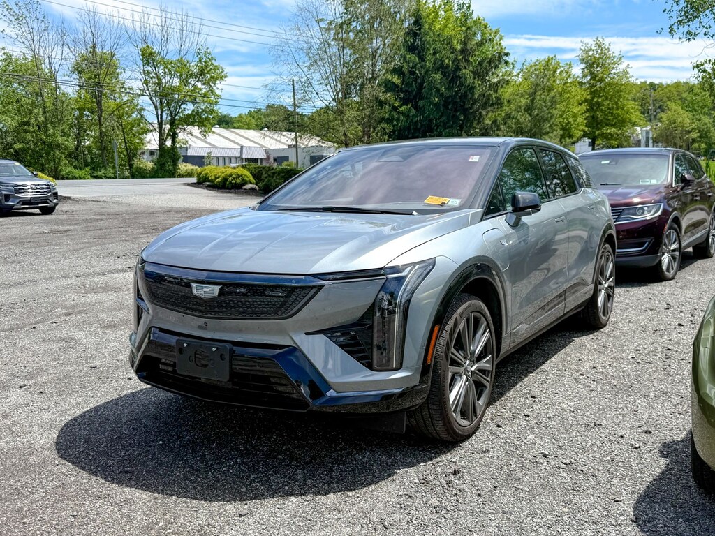 Used 2026 Cadillac OPTIQ Premium Sport SUV