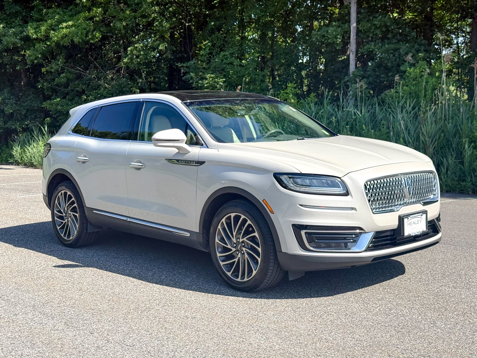 2019 Lincoln Nautilus Reserve AWD's photo