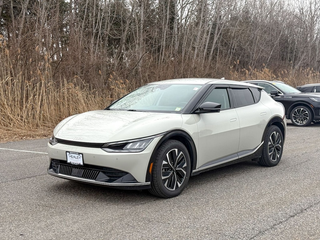 Used 2022 Kia EV6 Wind SUV