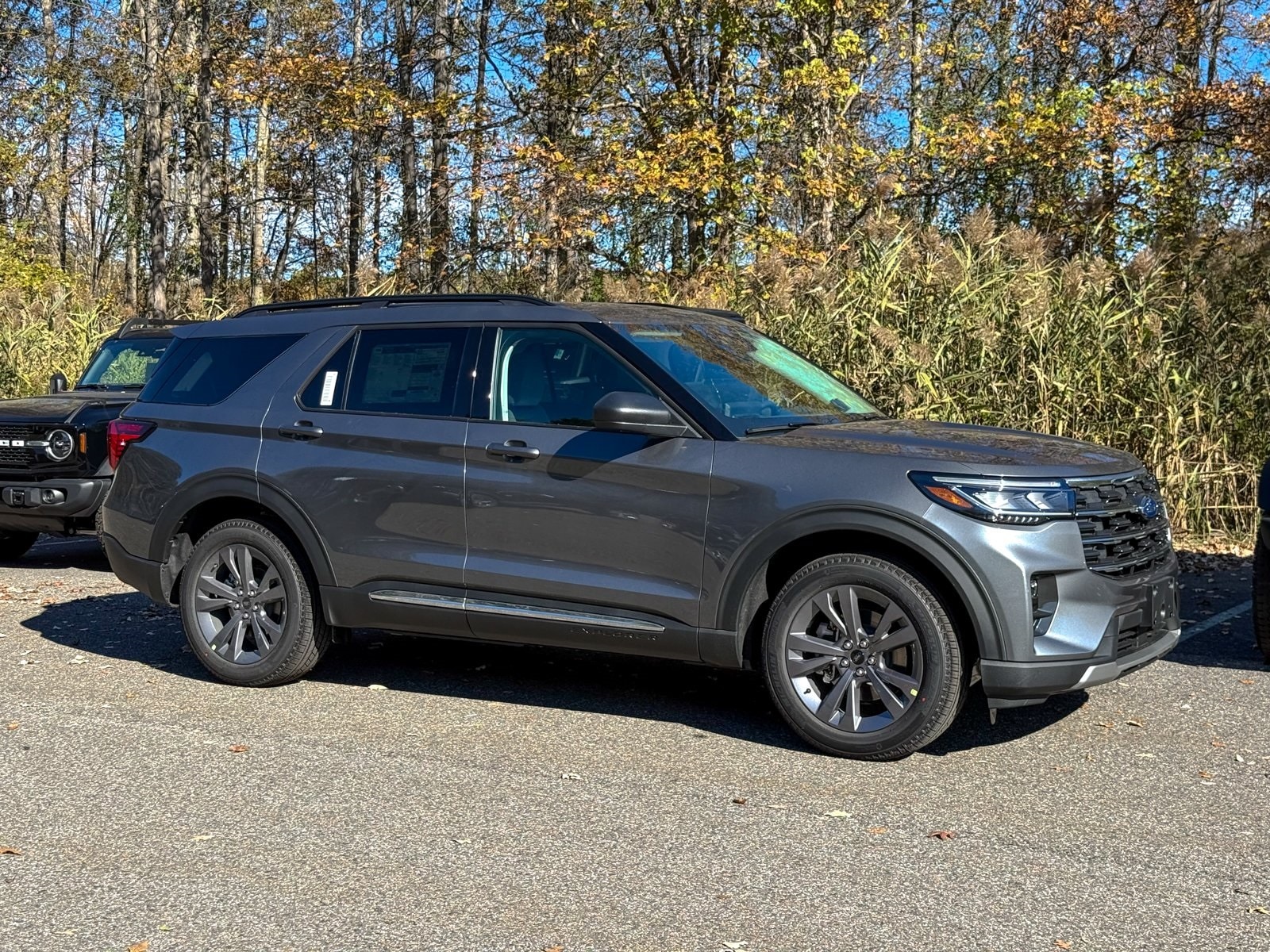 2025 Ford Explorer Active's photo