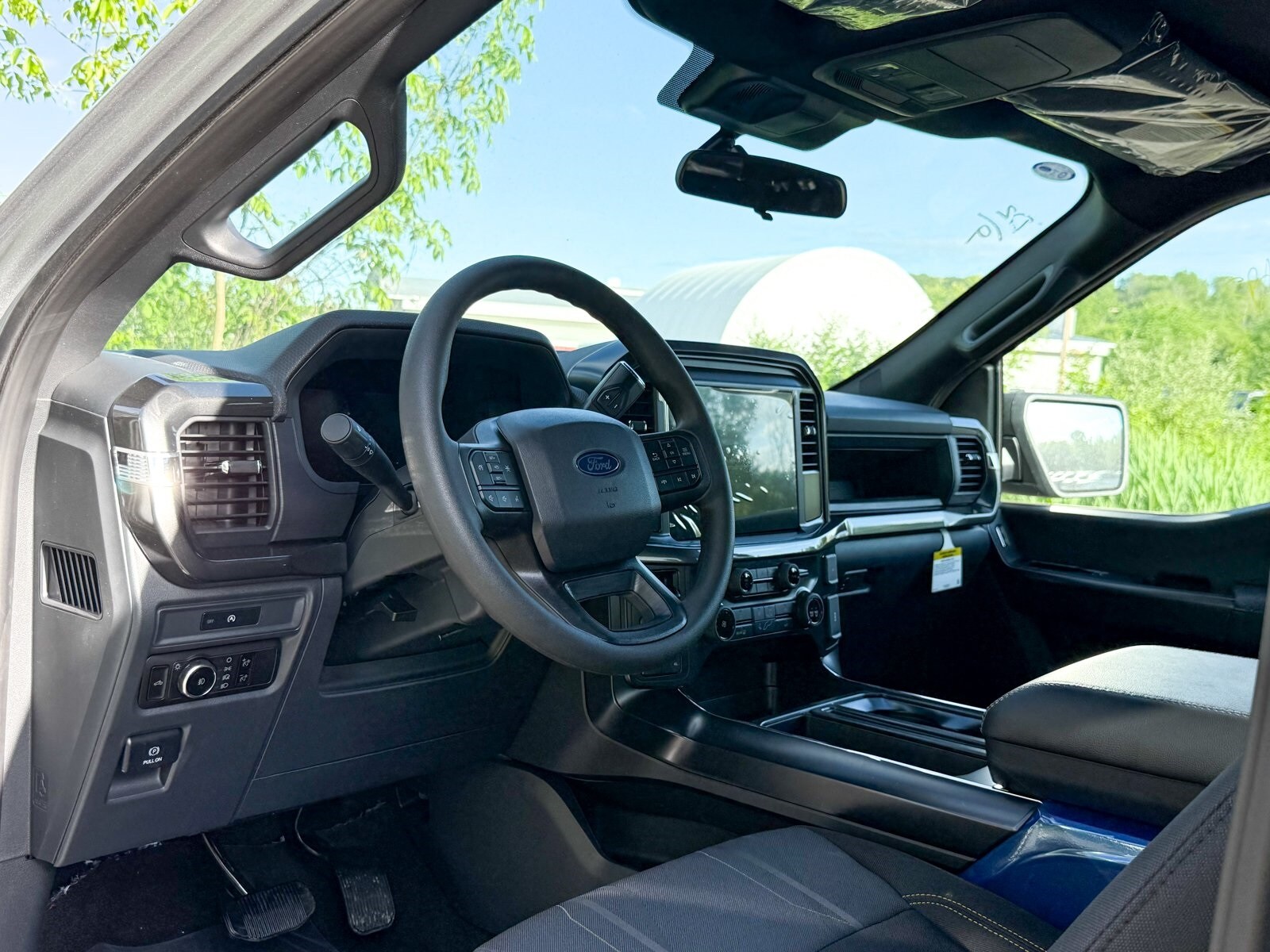 2025 Ford F-150 STX photo 3