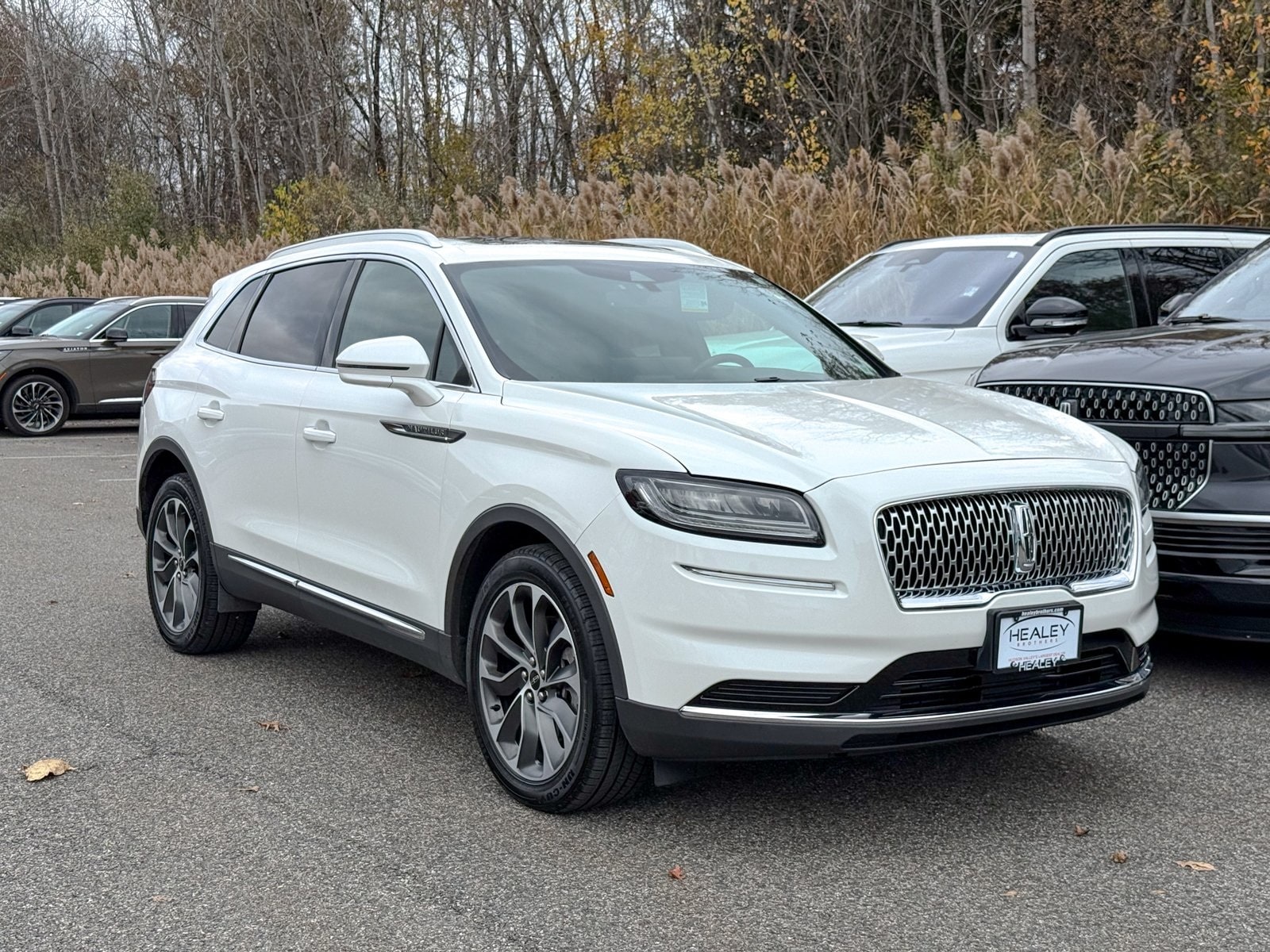 2023 Lincoln Nautilus Reserve's photo