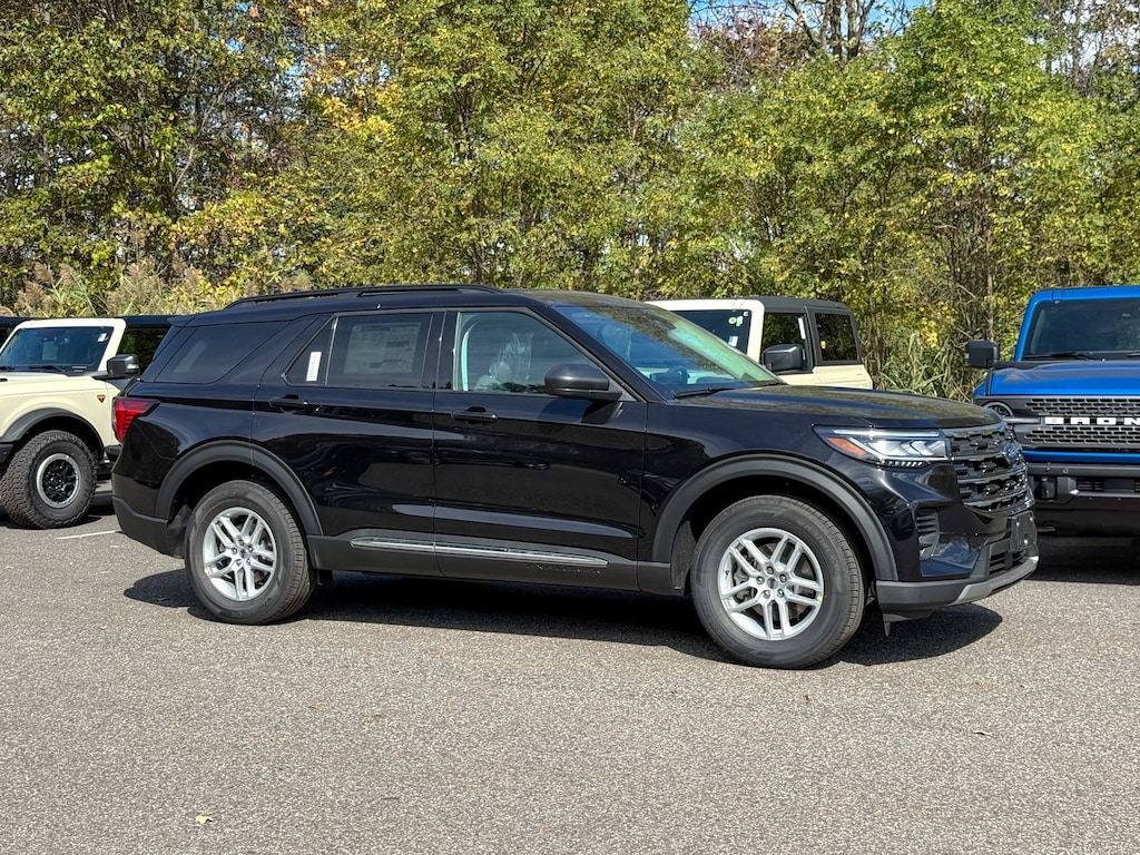 New 2025 Ford Explorer Active SUV