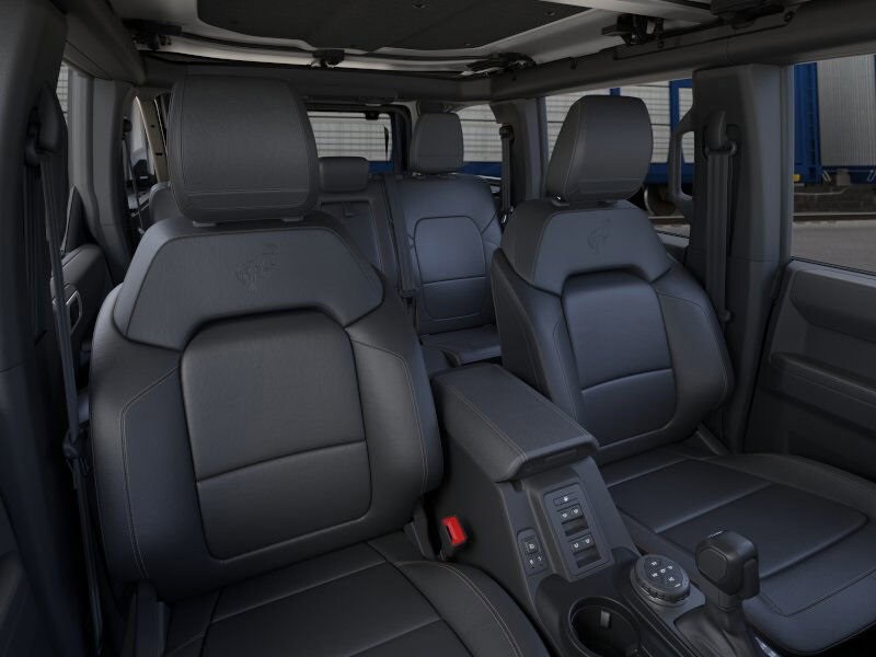 2025 Ford Bronco Badlands photo 4