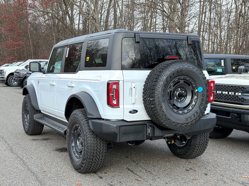 New 2025 Ford Bronco Outer Banks SUV