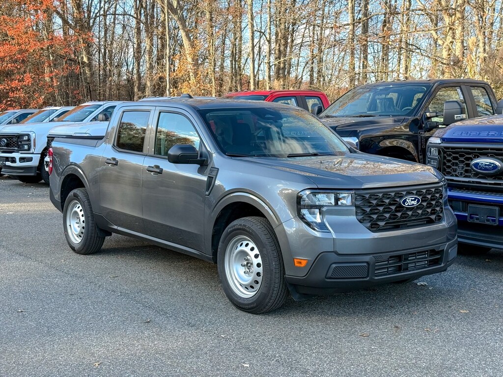 New 2025 Ford Maverick XL Truck SuperCrew