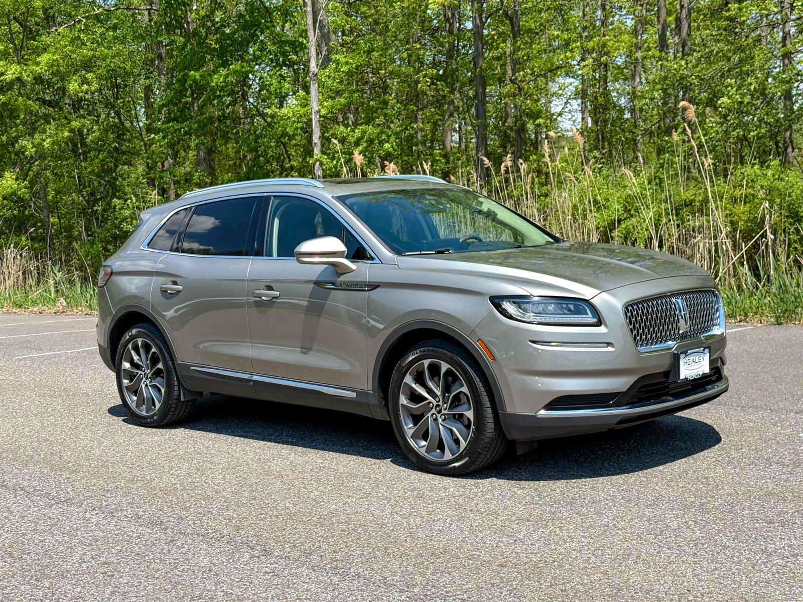 2023 Lincoln Nautilus Reserve AWD's photo