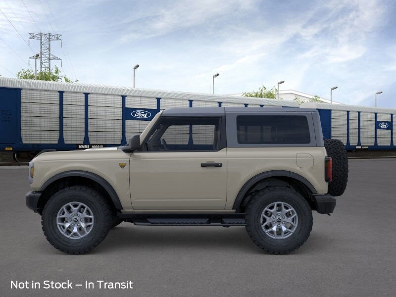 2025 Ford Bronco Badlands photo 3