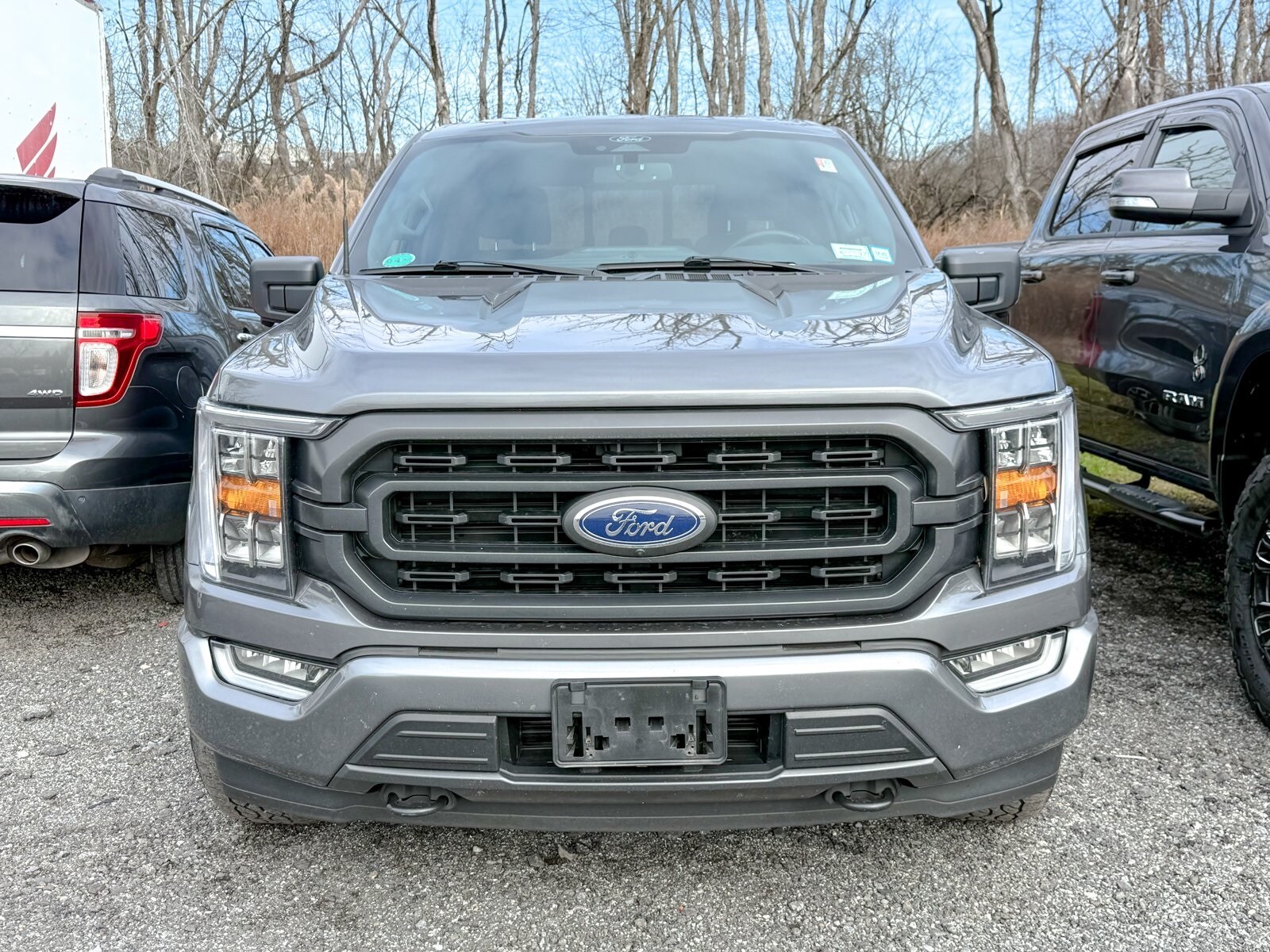 2022 Ford F-150 XLT photo 2