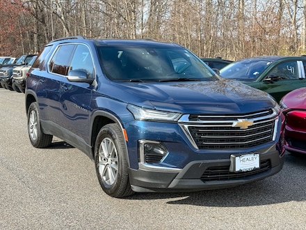 2023 Chevrolet Traverse LT Leather