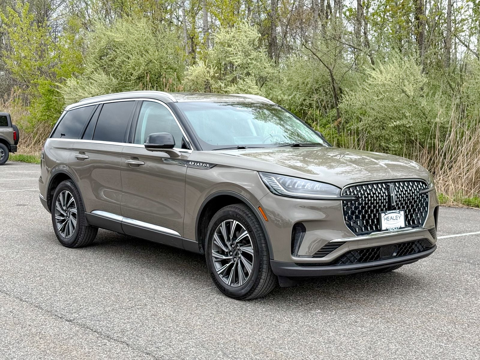 2025 Lincoln Aviator Premiere AWD's photo