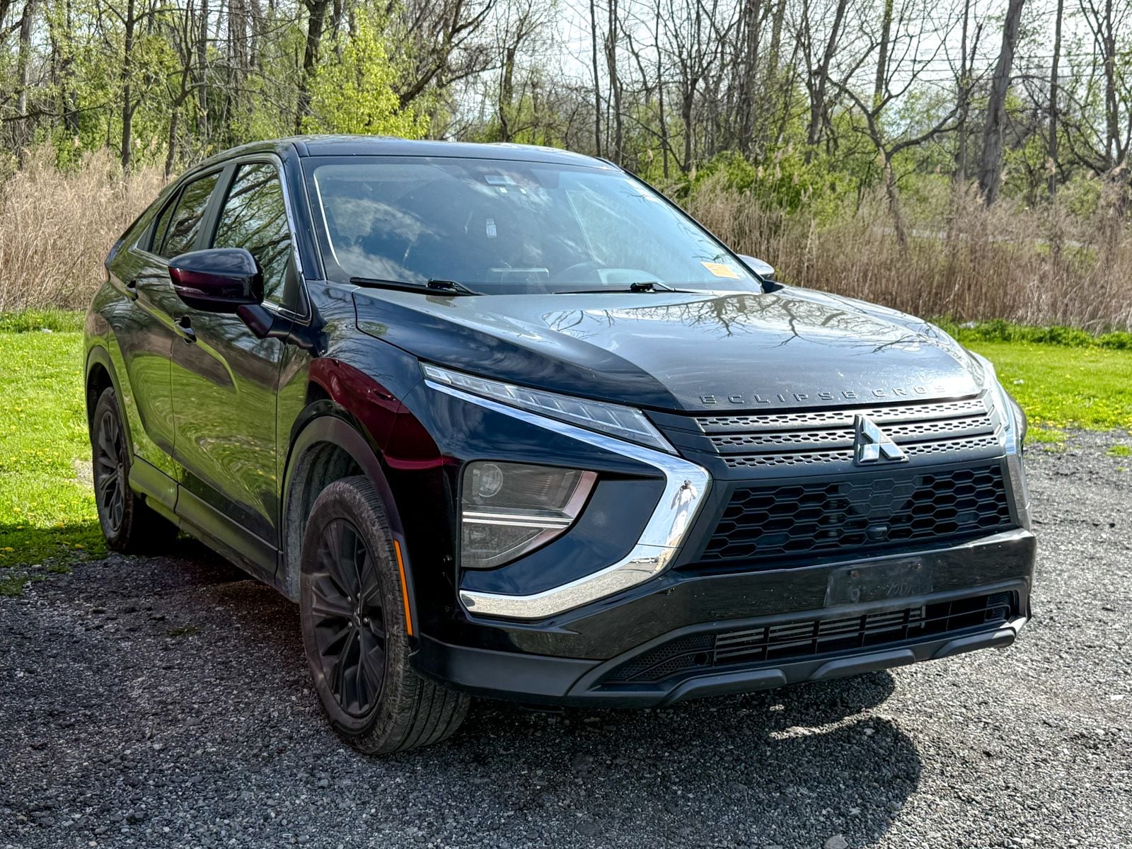 2022 Mitsubishi Eclipse Cross LE S-AWC's photo