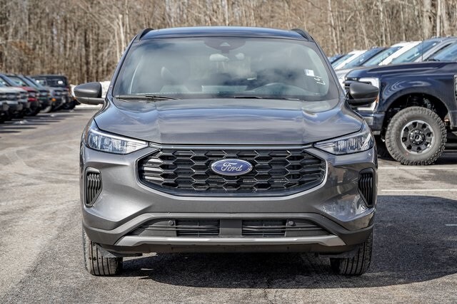 2025 Ford Escape ST-Line photo 4