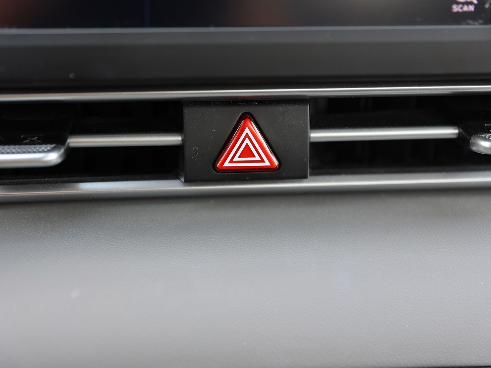 2023 Hyundai Elantra Blue - Photo 22