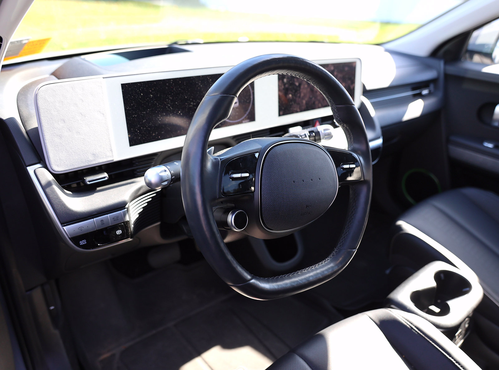 2023 Hyundai IONIQ 5 Limited - Photo 9