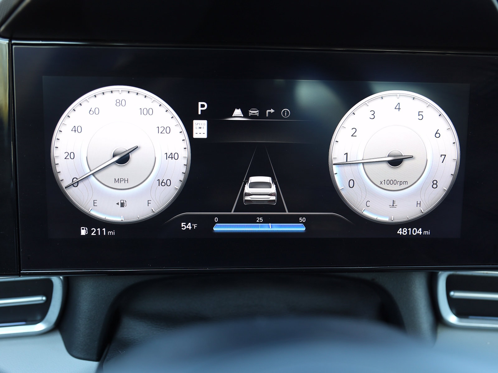 2025 Hyundai Elantra Limited - Photo 39