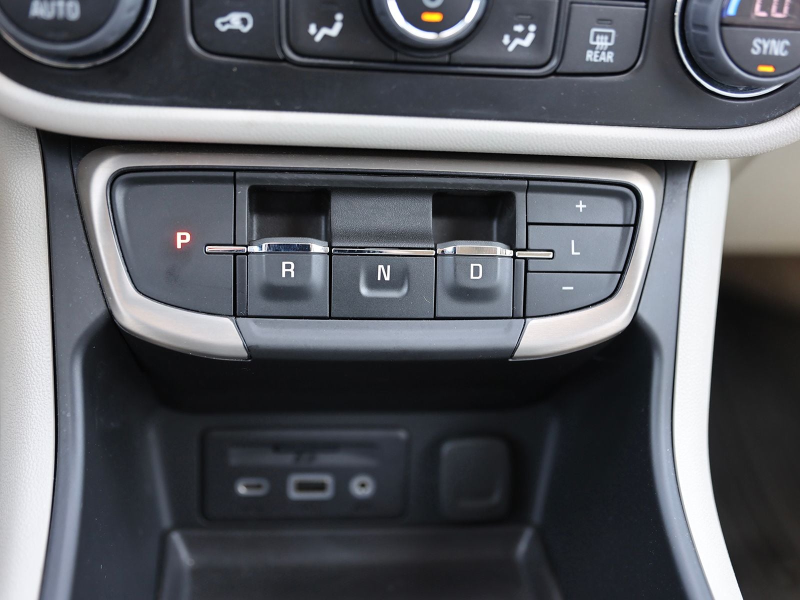 2022 GMC Terrain Denali - Photo 27
