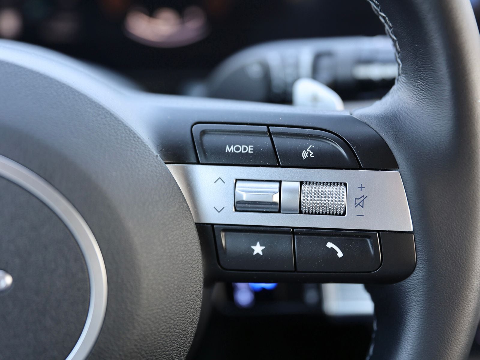 2024 Hyundai Sonata Hybrid SEL - Photo 35