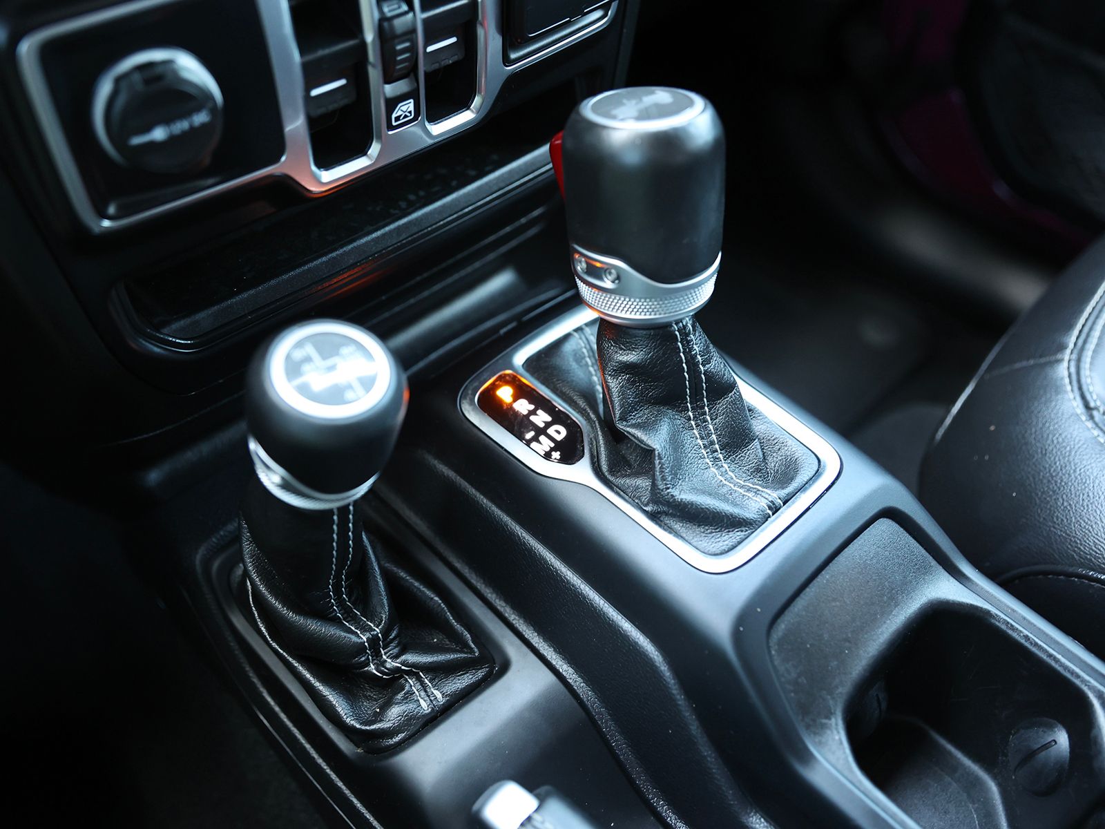 2021 Jeep Wrangler Unlimited Sahara 4XE - Photo 34