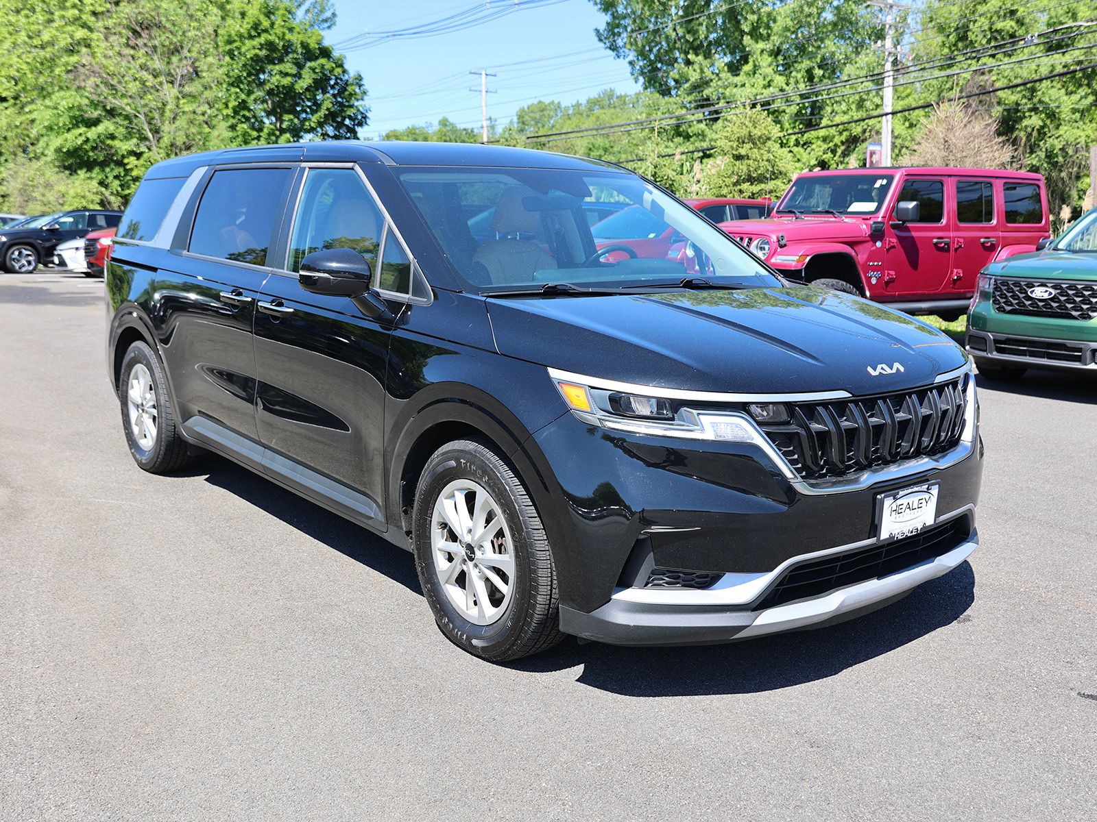 2024 Kia Sedona LX Seat Pkg's photo